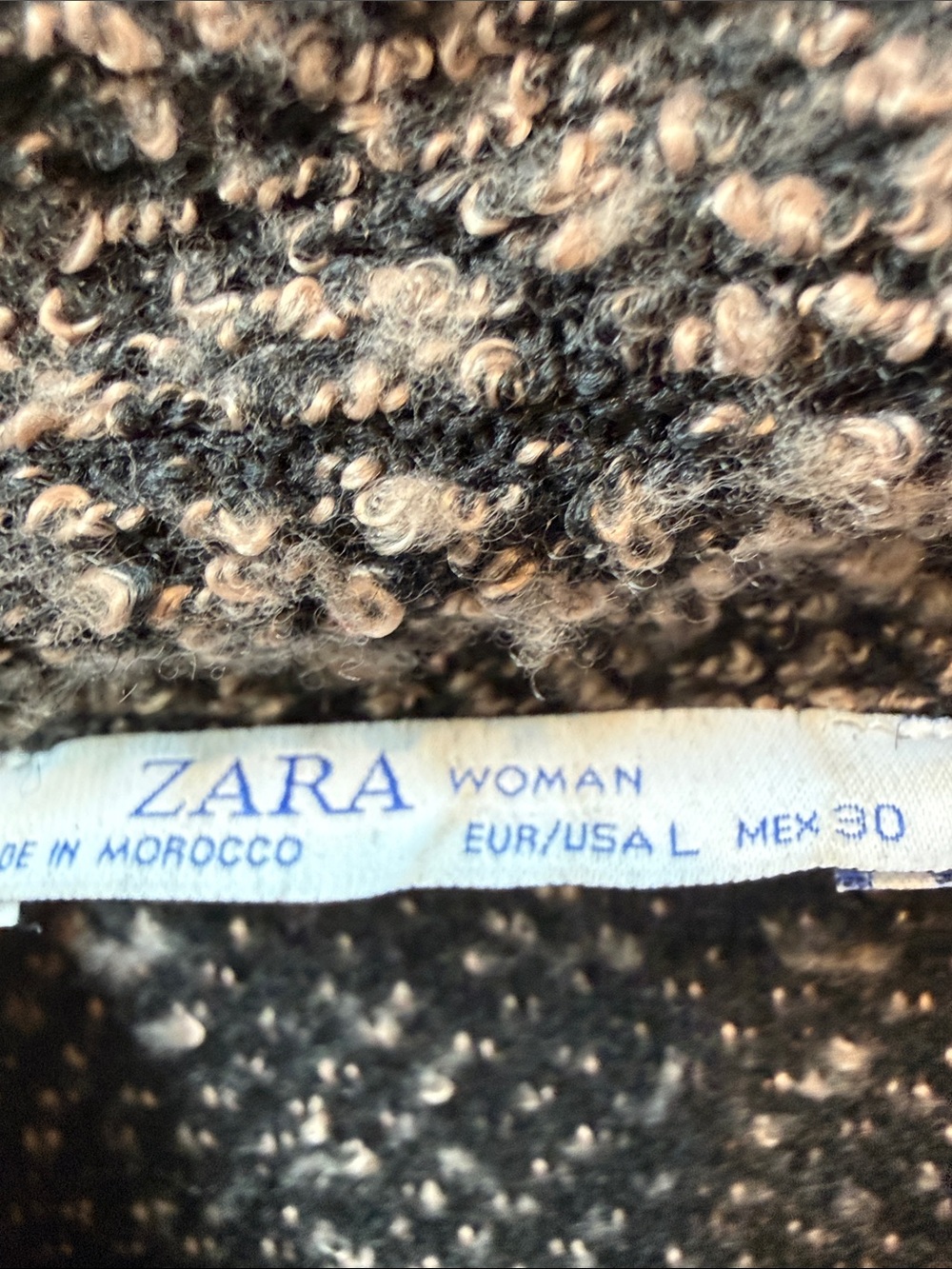 Zara Marled Black and Cream Bouclé Sweater - Picture 2 of 2